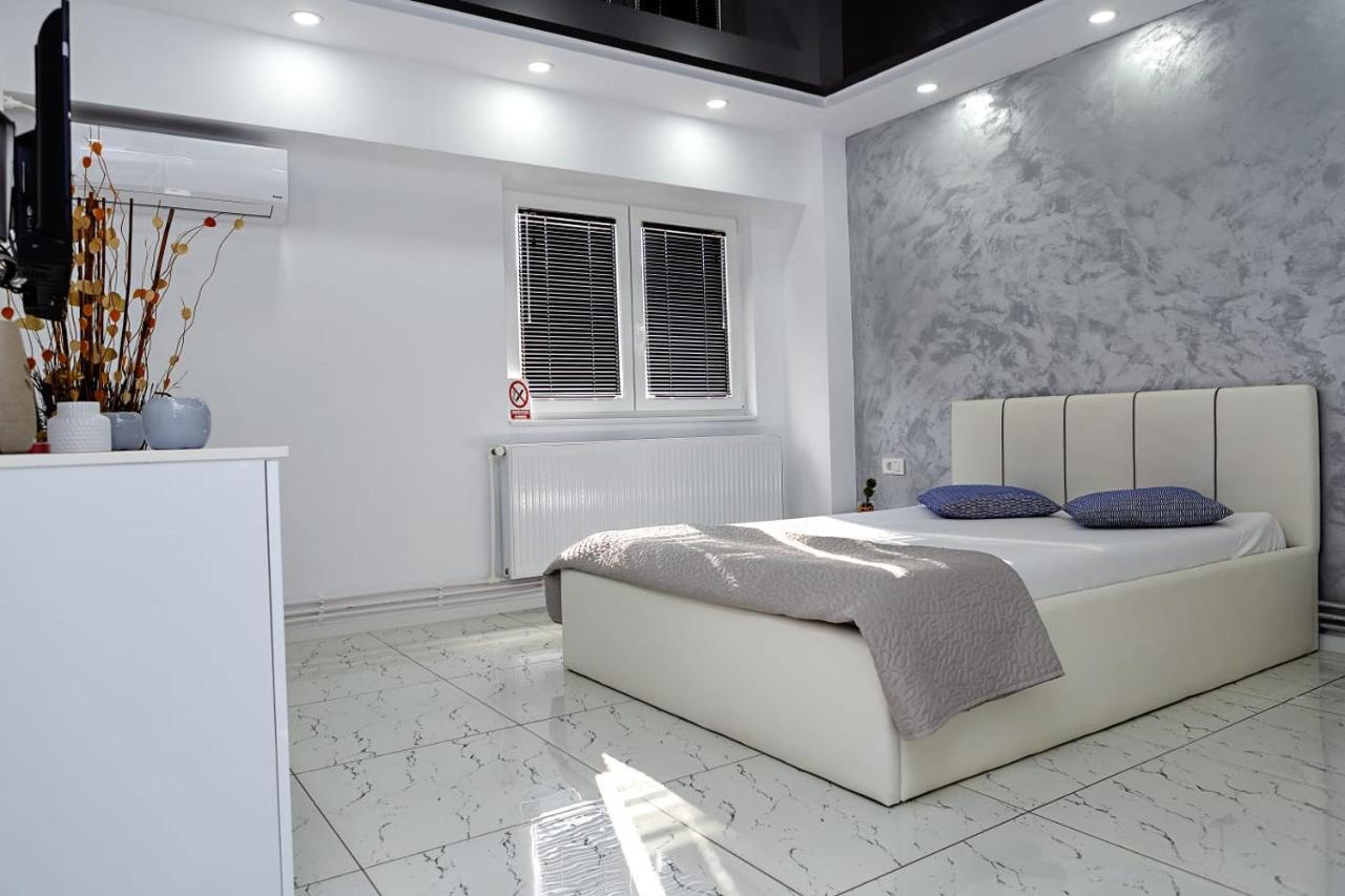 Archi'S Apartament Галац Екстер'єр фото